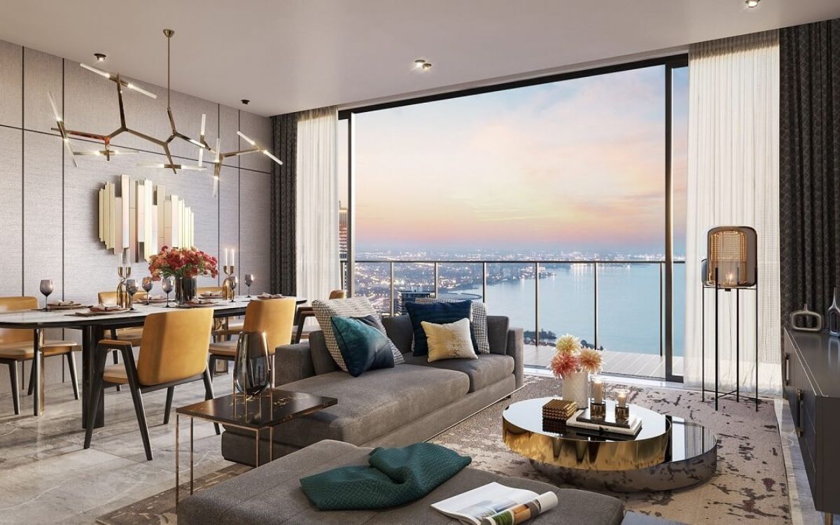 THE CREST RESIDENCE